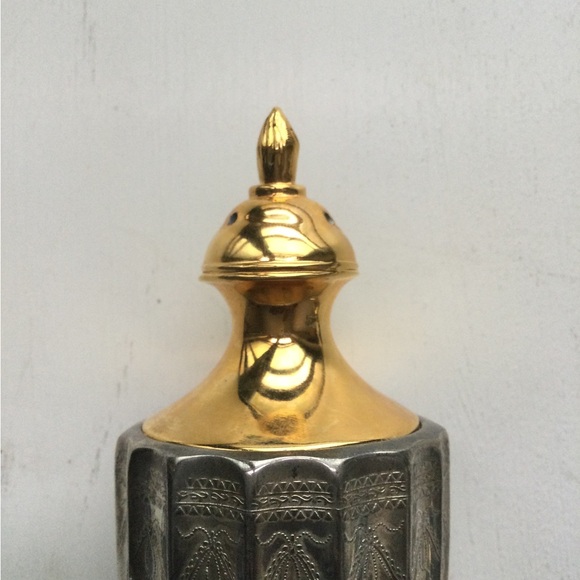 Godinger Silver & Copper Plated Salt & Pepper Shakers - Picture 6 of 16